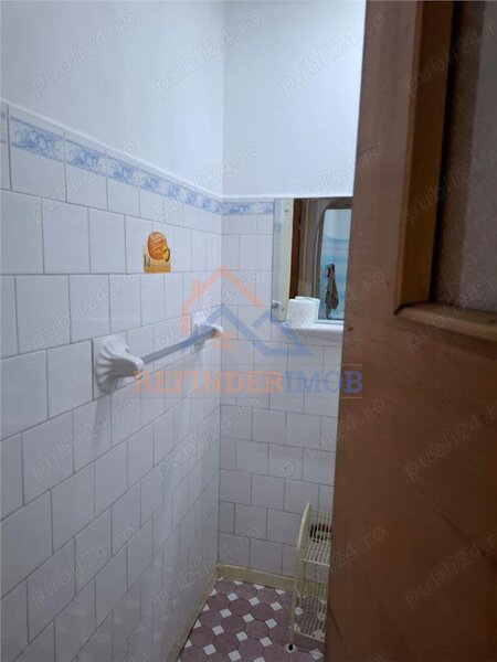 Apartament 3 camere de vanzare Dristor